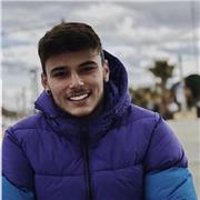Soy técnico en sala polivalente y doy clases dirigidas. Tengo experiencia ya que he realizado las prácticas en gimnasio yo10 en Granada y podría también material como dietas personalizas , rutinas de entrenamiento